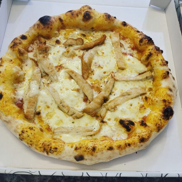 Chicken pizza .